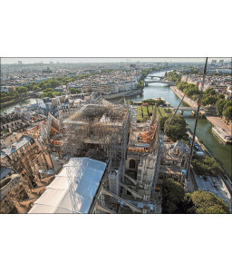 Rebâtir Notre-Dame de Paris